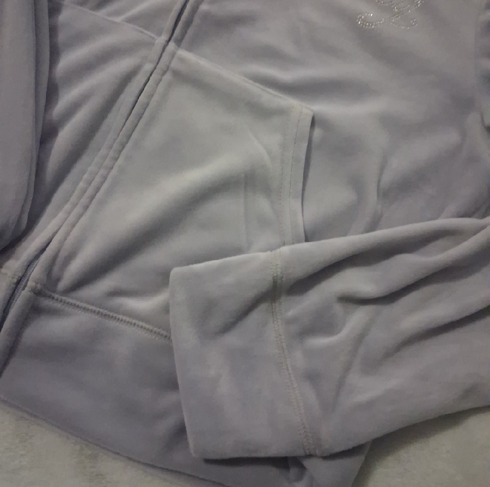 NWT Juicy Couture Lavender Haze Velour Hoodie And Sweatpants Set - Picture 6 of 15